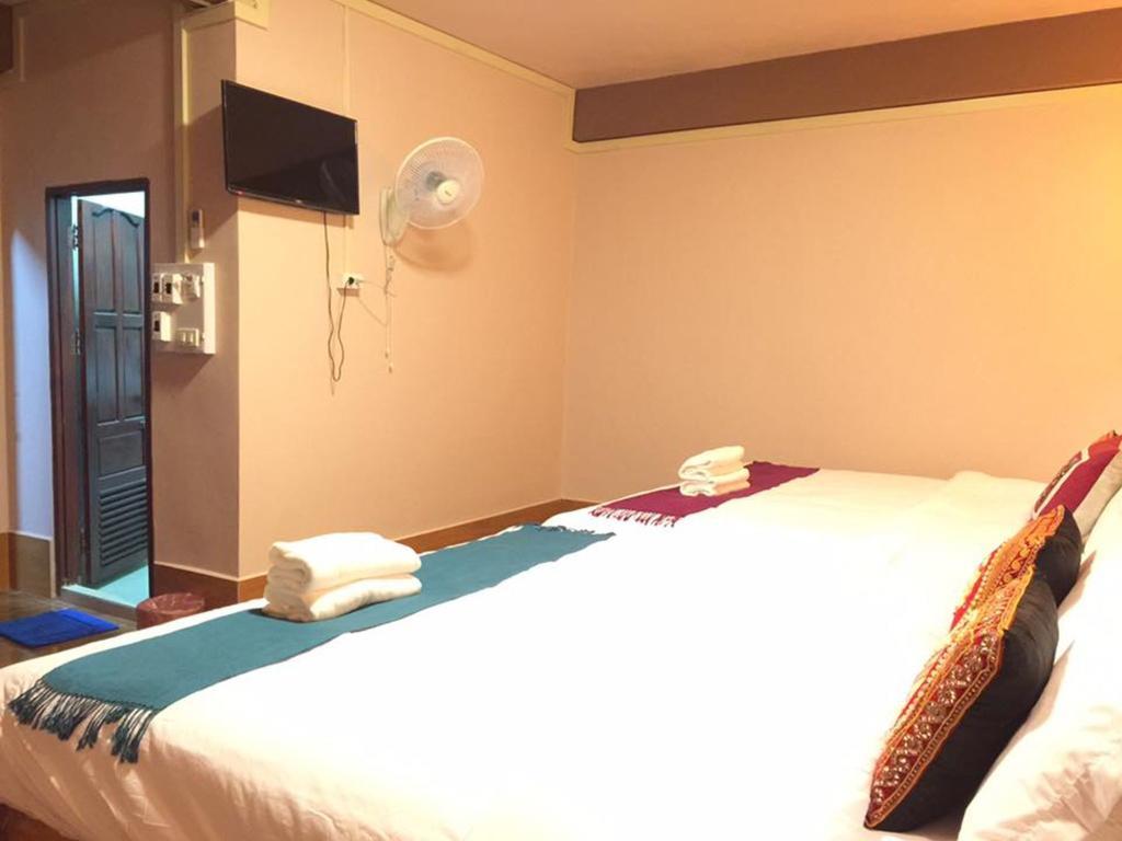 فان فيان Happy River View Hotel المظهر الخارجي الصورة
